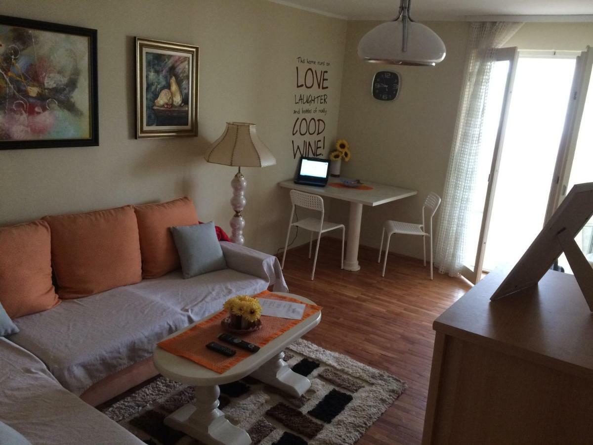 Apartman Melody Sombor Eksteriør billede